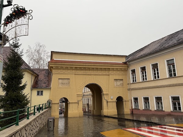 Catherine Gate 5