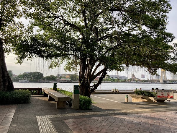 Santi Chai Prakan Park 3