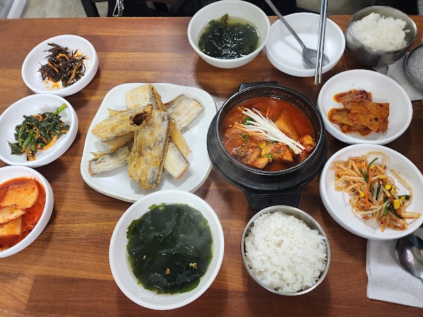 Ttungbo Ajeossi / Fat Uncle / Galchi / Hairtail Fish 4
