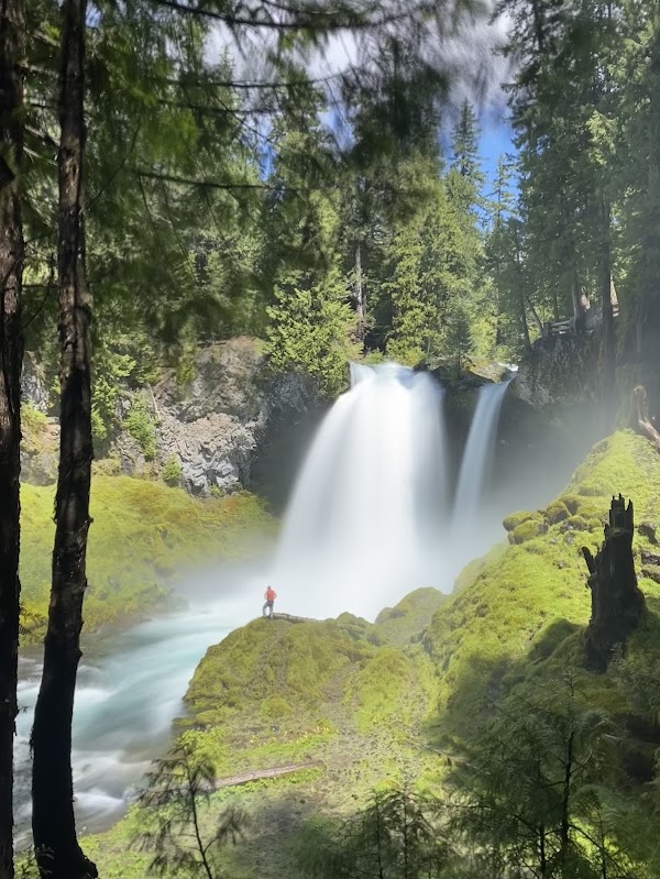 Sahalie Falls