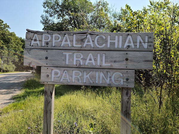 McAfee Knob Trailhead 2