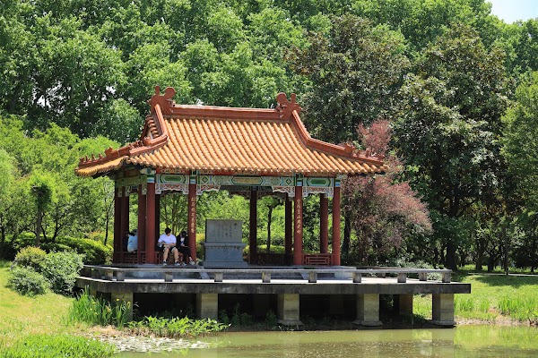 Zhongshan Scenic Area 3