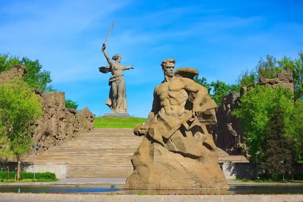 "To Heroes of the Battle of Stalingrad" at Mamayev Kurgan 5