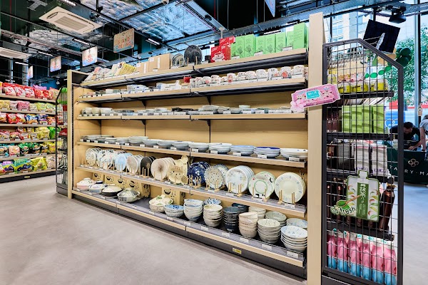 Starry Mart London Dock 4