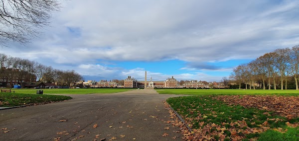 Chelsea Embankment 3