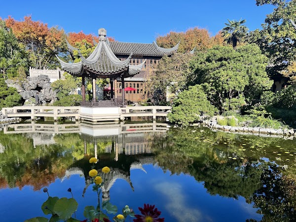 Lan Su Chinese Garden