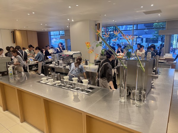 Blue Bottle Coffee - Shinjuku Cafe 5