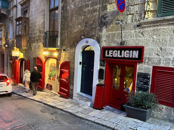 Legligin Restaurant 2