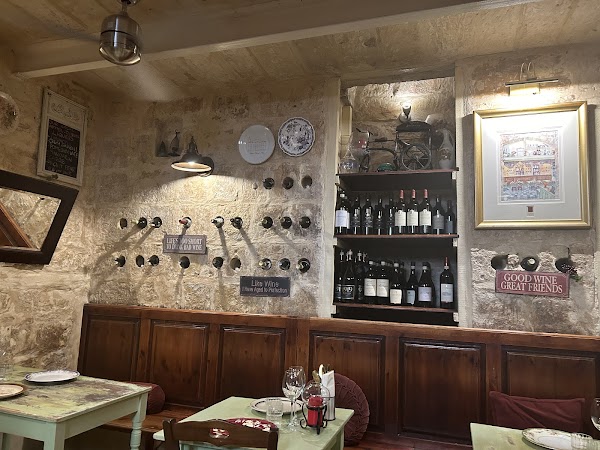 Legligin Restaurant 3