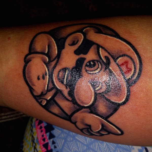 J&J Tattoo & Body Piercing 2