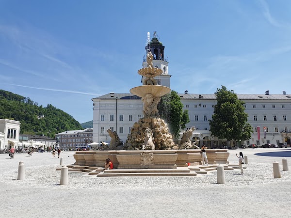 Residenzplatz 5