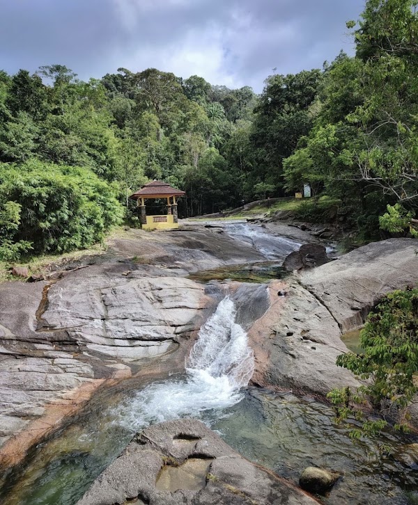 Telaga Tujuh Waterfall 6