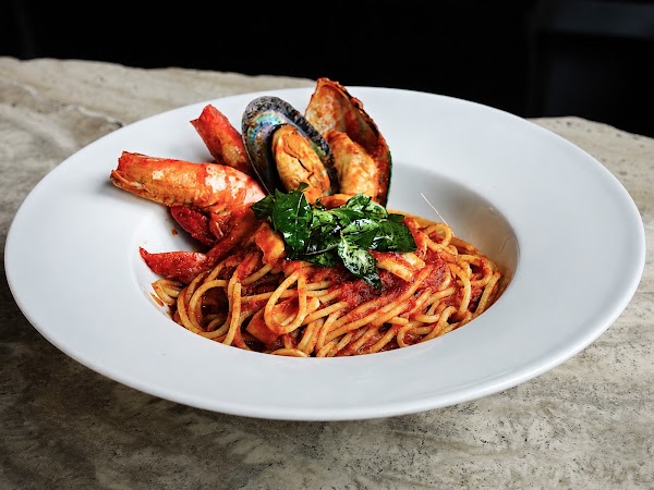 ROCCA BAY CAFE & WATERFRONT 4