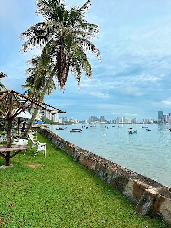 ROCCA BAY CAFE & WATERFRONT 3
