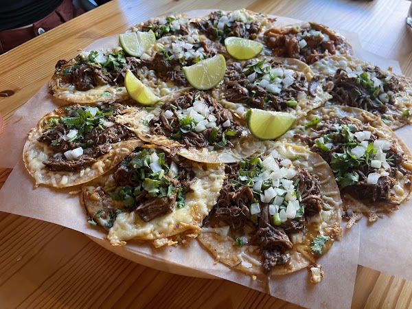 Hermanos Tacos 4