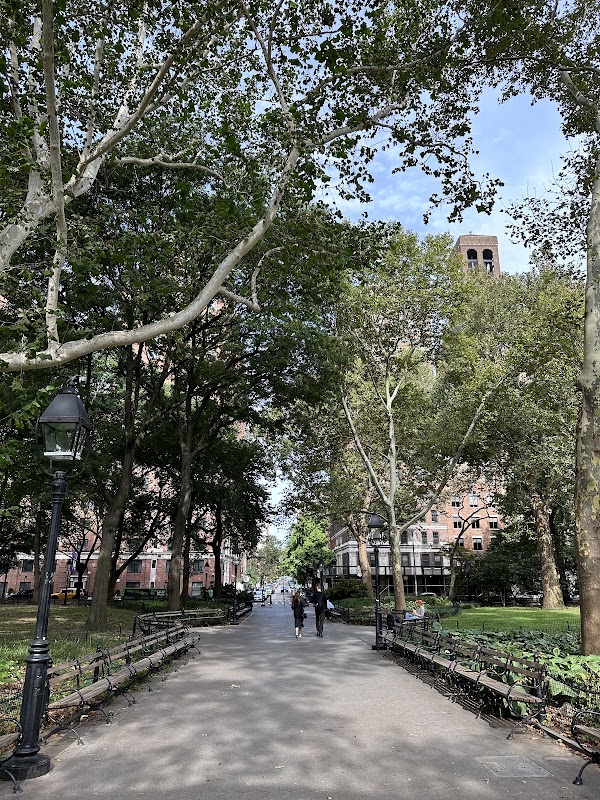 Garibaldi Plaza 5