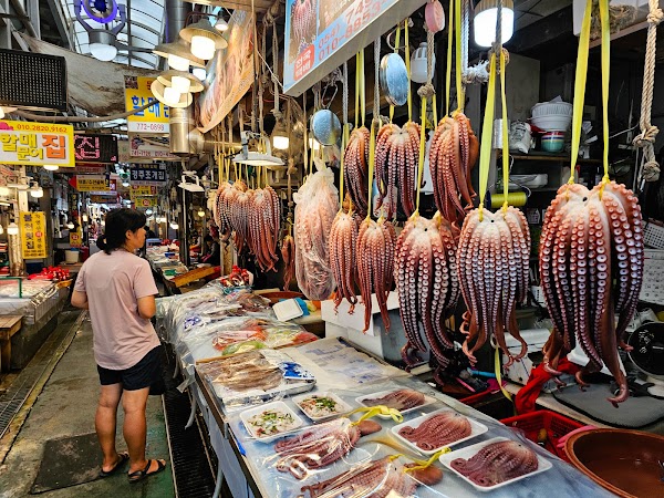 Seongdong Market 3