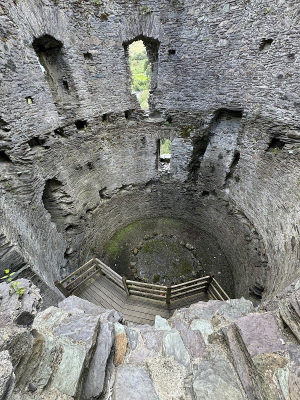 Dolbadarn Castle 4