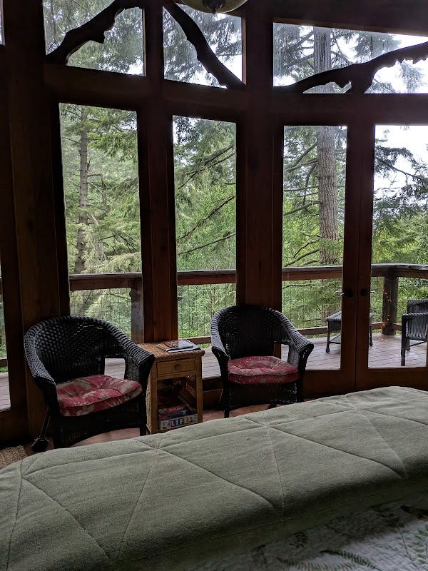 Eagles Nest Treehouse 5