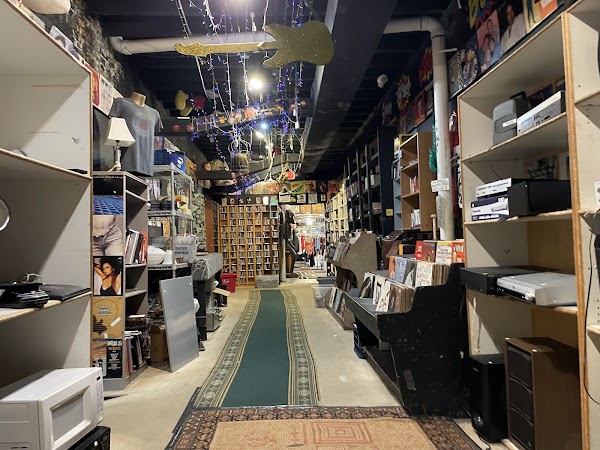 Philly AIDS Thrift 3