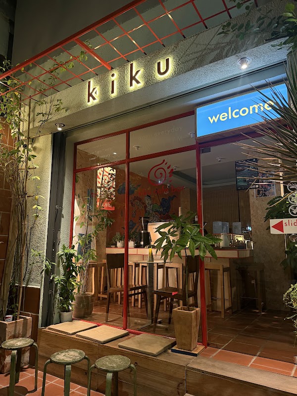 kiku cafe bar