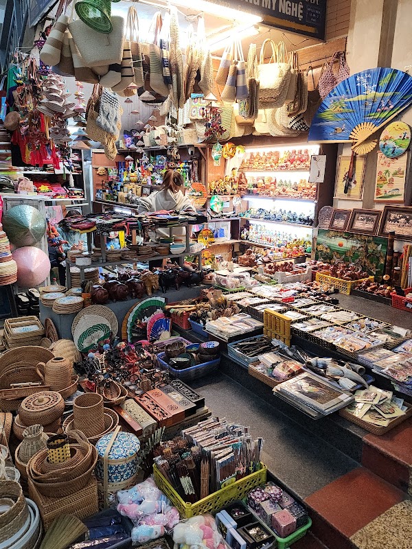 Dong xuan market 4