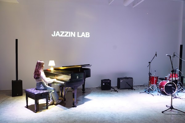 JAZZIN LAB 3