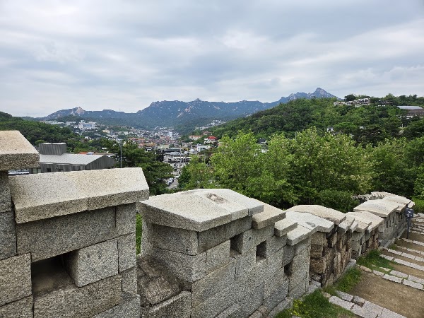 Hill of Poet Yun Dong-ju 2