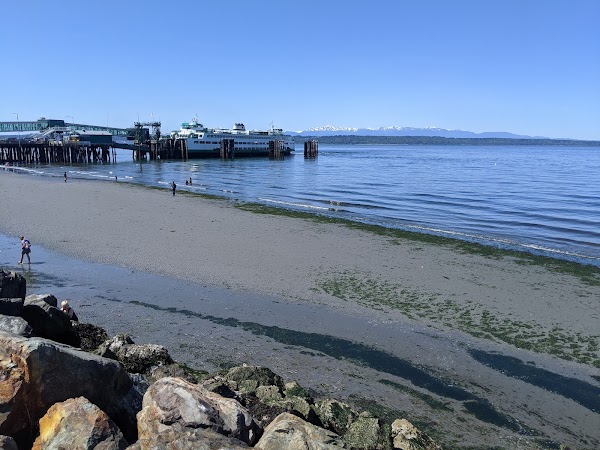 Brackett's Landing North 5