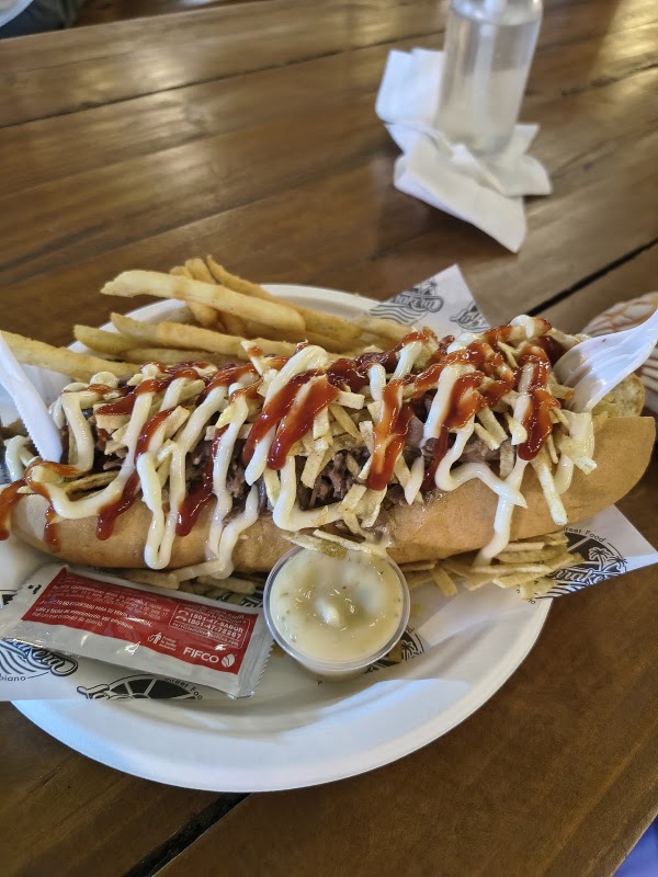 Jardín tamarindo food truck park 4