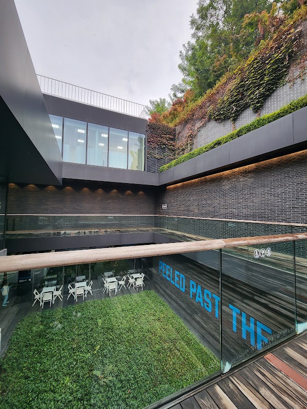 Pace Gallery 4