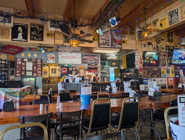 B.B.'s Lawnside BBQ 4