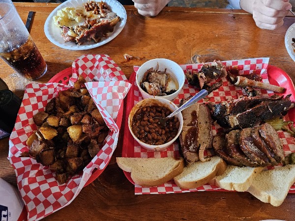 B.B.'s Lawnside BBQ 2