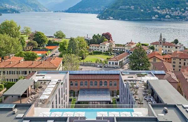Hilton Lake Como