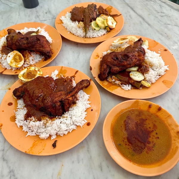 Nasi Ganja Ipoh ( Nasi Kandar ayam Merah) 3