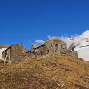 Monte-Leone-Hütte SAC 4