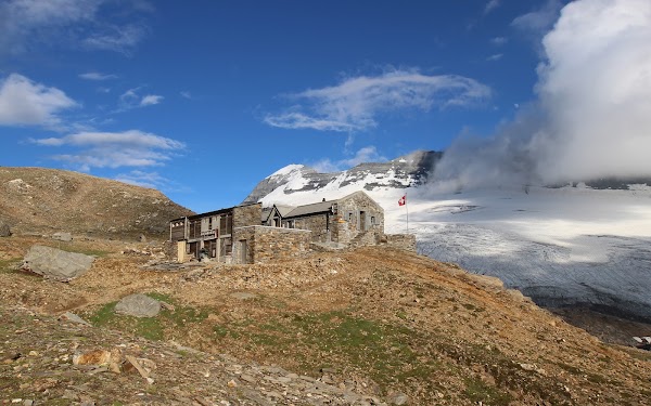 Monte-Leone-Hütte SAC 3