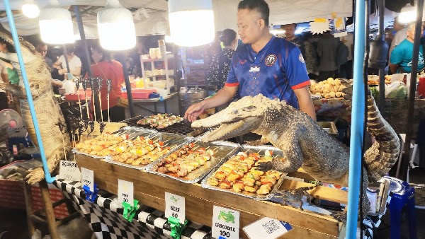 Chiang Mai Night Market 3