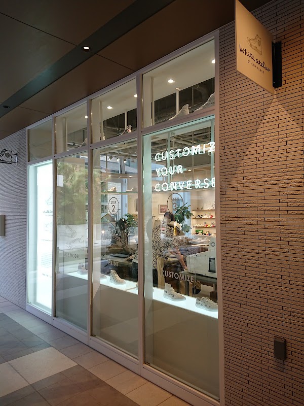White atelier BY CONVERSE 福岡店 (ホワイトアトリエバイコンバース 福岡)