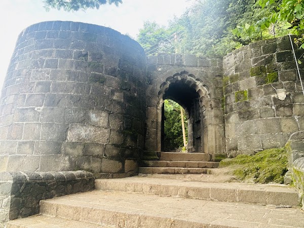 Shivneri Fort