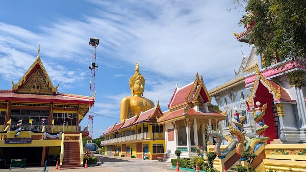 Wat Muang 6
