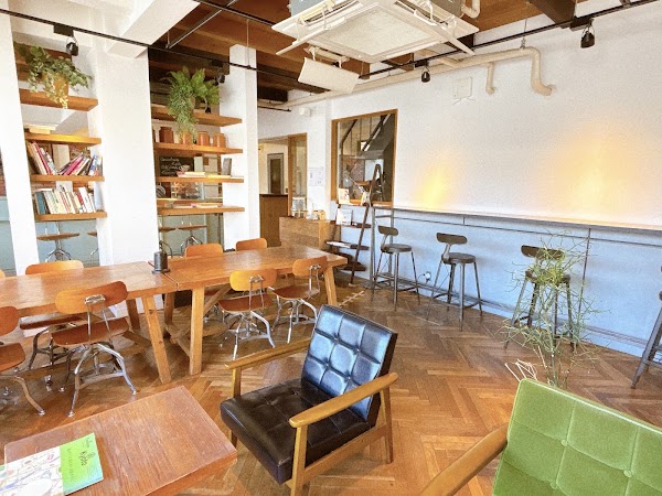 THE Lower East Nine cafe -LE9-