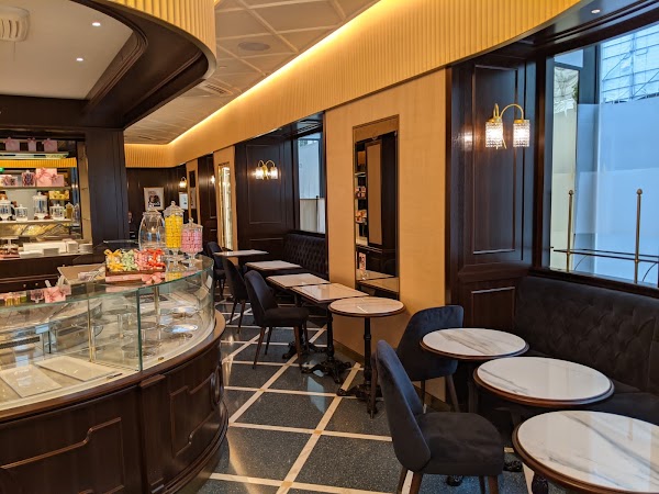 Cova Paris 1