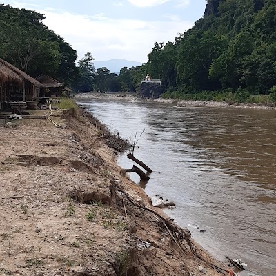 Chiang Rai River Beach