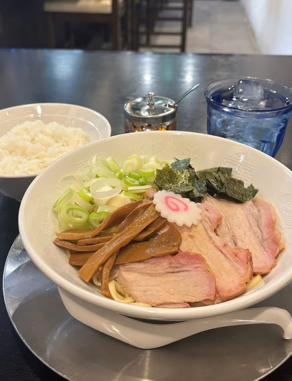 Uruchi “ULT” Ramen 5