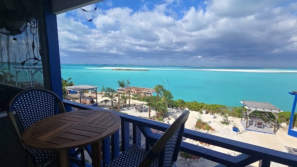 Blu on the Water Restaurant & Bar 3
