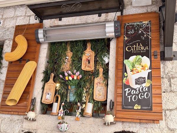 La Catedral Pasta Bar 5