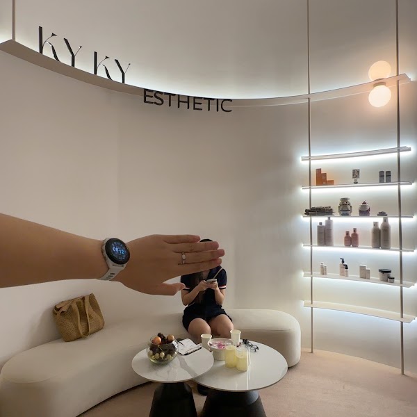 KyKy Esthetics Spa 5