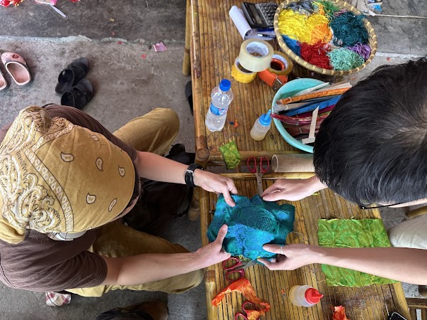 Duc Thanh Lantern Making Class 3