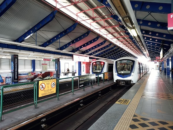 Bangsar LRT Station (KJ16)